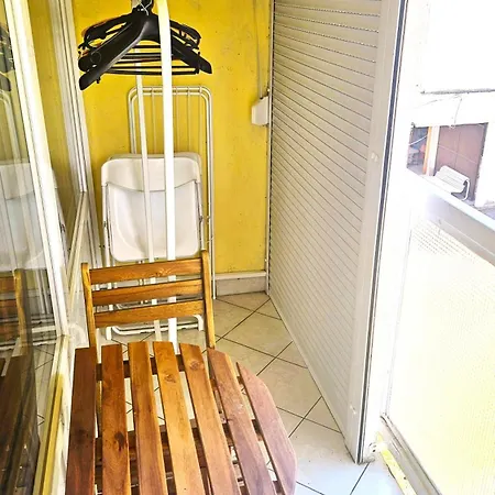 Apartment 27